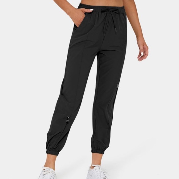 Halara Elastic Waistband Drawstring Side Pocket Casual Joggers size XS - Picture 1 of 7